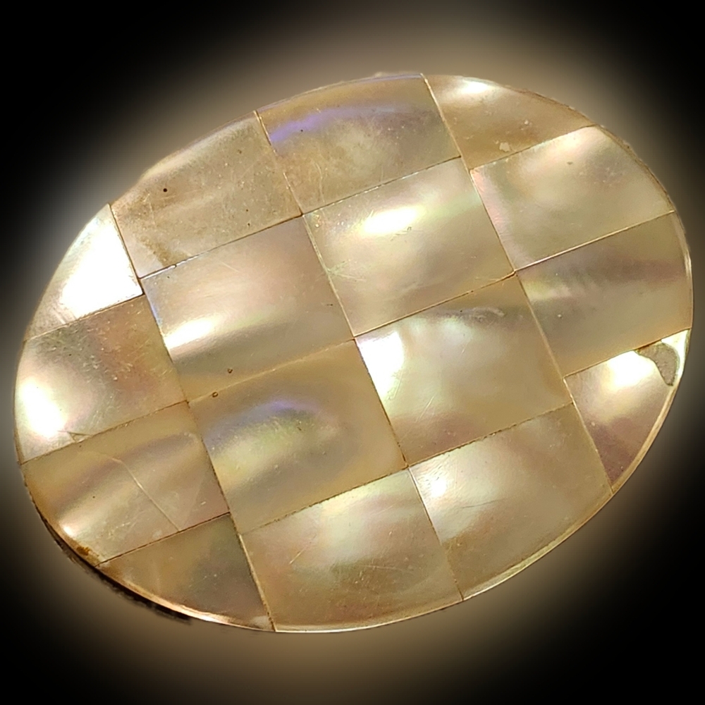 Vintage Marhill Genuine Mother of Pearl Compact - Picture 2 of 9